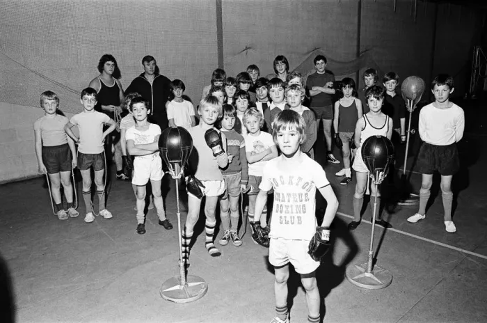 Framed Print : Stockton Amateur Boxing Club, Stockton, County Durham, North East England, 1975 Framed Print : Stockton Amateur Boxing Club, Stockton, County Durham, North East England, 1975