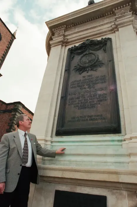 Framed Print : Stockton Cenotaph, 14th May 1997. Terry Thwaites
