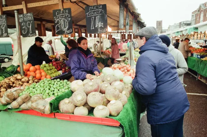 Framed Print : Stockton Fruit and Vegetable Market, Stockton, North East England, 13th January 1993 Framed Print : Stockton Fruit and Vegetable Market, Stockton, North East England, 13th January 1993