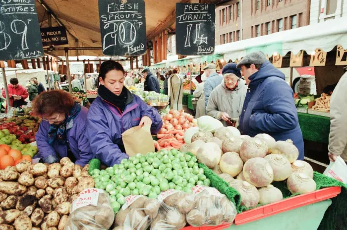 Framed Print : Stockton Fruit and Vegetable Market, Stockton, North East England, 13th January 1993