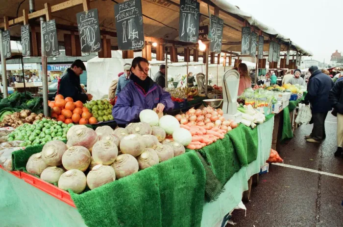 Framed Print : Stockton Fruit and Vegetable Market, Stockton, North East England, 13th January 1993
