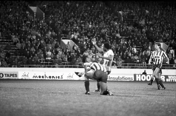 Stoke 0 v. Liverpool 1. November 1984 MF18-11-049