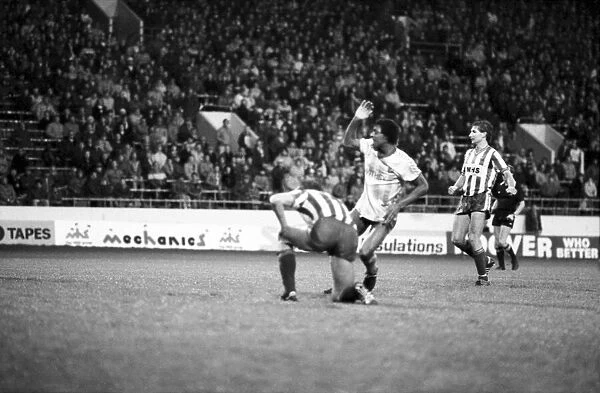 Stoke 0 v. Liverpool 1. November 1984 MF18-11-050