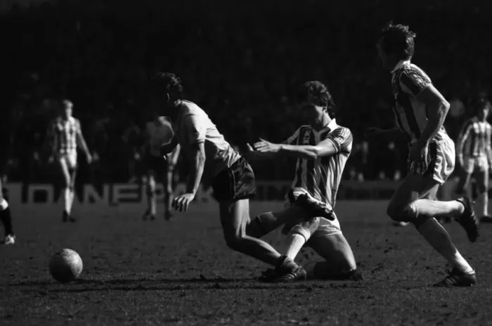 Framed Print : Stoke 0 v. Sunderland 1. April 1982 MF06-28-018 Local Caption Division 1 Football Framed Print : Stoke 0 v. Sunderland 1. April 1982 MF06-28-018 Local Caption Division 1 Football