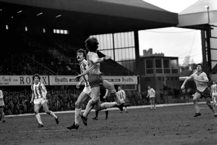 Framed Print : Stoke 1 v. Arsenal 1. Division One Football. Febuary 1981 MF01-23-027 Framed Print : Stoke 1 v. Arsenal 1. Division One Football. Febuary 1981 MF01-23-027