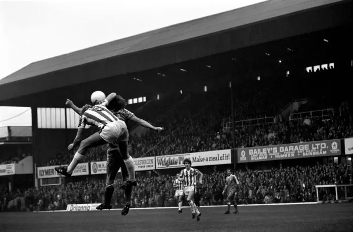 Framed Print : Stoke 1 v. Birmingham 0. Division 1 Football City. October 1981 MF04-10-052 Framed Print : Stoke 1 v. Birmingham 0. Division 1 Football City. October 1981 MF04-10-052