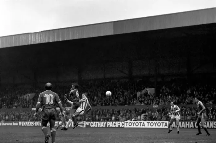 Framed Print : Stoke 1 v. Birmingham 0. Division 1 Football City. October 1981 MF04-10-024 Framed Print : Stoke 1 v. Birmingham 0. Division 1 Football City. October 1981 MF04-10-024