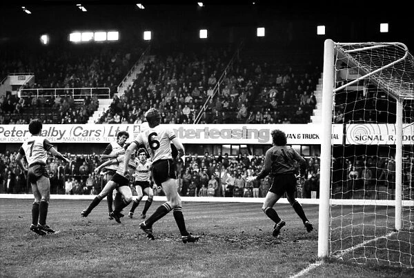 Stoke 1 v. Watford 3. November 1984 MF18-16-034