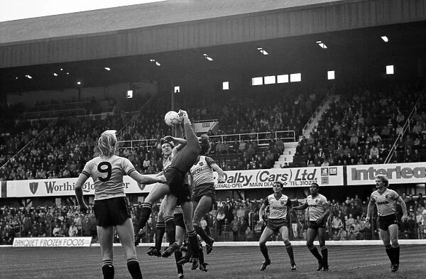 Stoke 1 v. Watford 3. November 1984 MF18-16-083