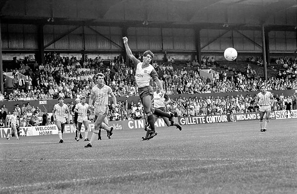Stoke 2 v. Sheffield Wednesday 1 (Farrell). September 1984 MF17-16-029