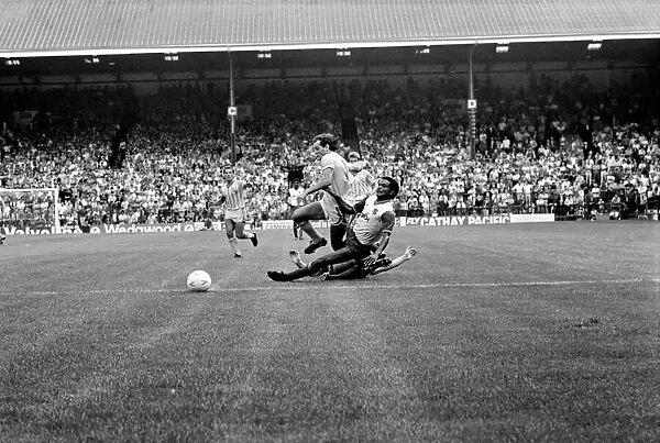 Stoke 2 v. Sheffield Wednesday 1 (Farrell). September 1984 MF17-16-019