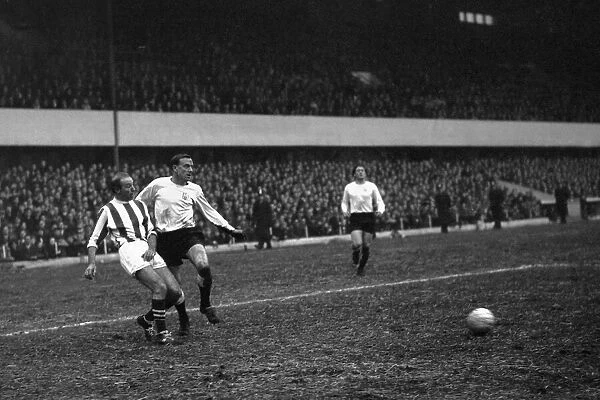 Stoke 3 v. Fulham 1 1965 League campaign Stanley Matthews beats Fulham