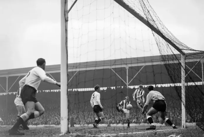 Framed Print : Stoke 3 v. Fulham 1 1965 League campaign Stoke half back Palmer has his shot Framed Print : Stoke 3 v. Fulham 1 1965 League campaign Stoke half back Palmer has his shot