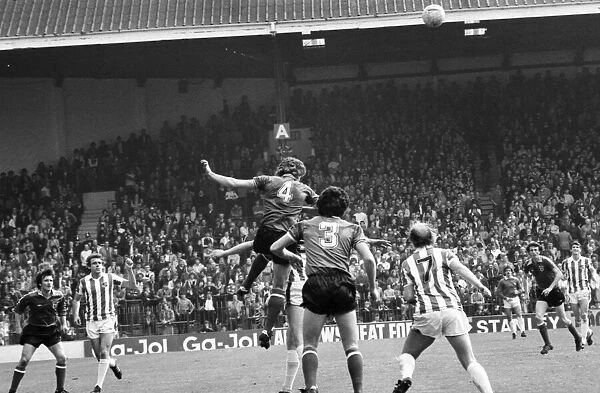Stoke City 2 v. Sunderland 0. Division One Football. April 1981 MF02-18-072