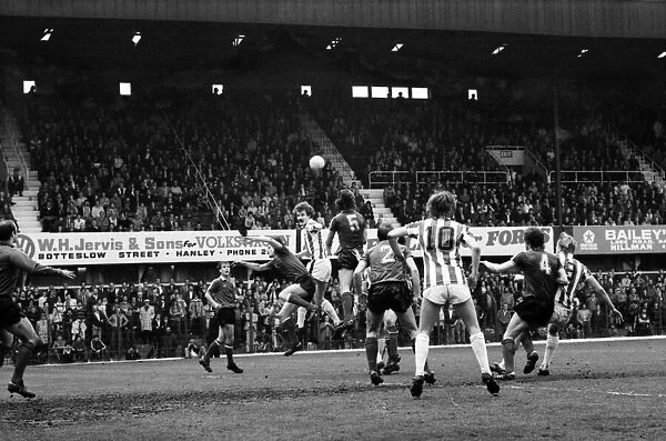 Stoke City 2 v. Sunderland 0. Division One Football. April 1981 MF02-18-042