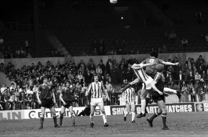 Framed Print : Stoke City 2 v. Sunderland 0. Division One Football. April 1981 MF02-18-010 Framed Print : Stoke City 2 v. Sunderland 0. Division One Football. April 1981 MF02-18-010