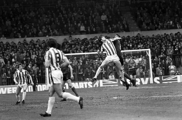 Stoke City 2 v. Sunderland 0. Division One Football. April 1981 MF02-18-013