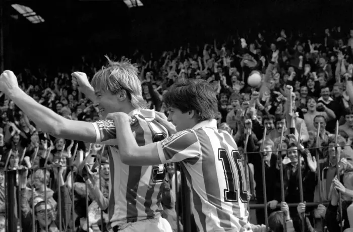 Framed Print : Stoke City 2 v. Wolverhampton Wanderers 1. Division 1 Football. April 1982 MF06-40-057