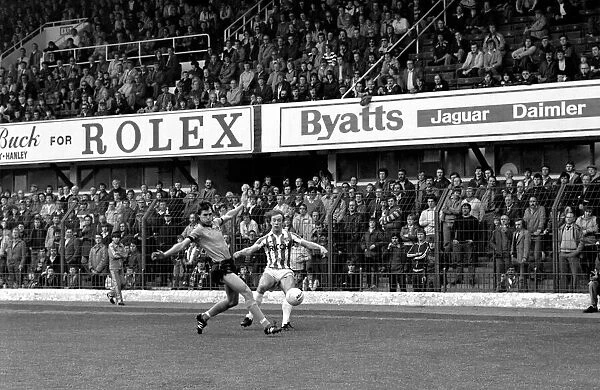 Stoke City 2 v. Wolverhampton Wanderers 1. Division 1 Football. April 1982 MF06-40-006