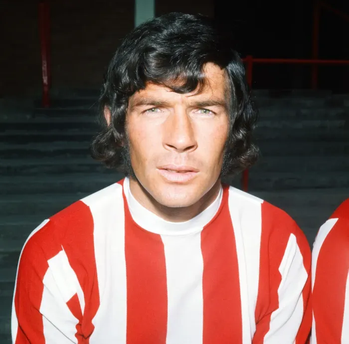 Framed Print : Stoke City FC. Eric Skeels. July 1972 Framed Print : Stoke City FC. Eric Skeels. July 1972