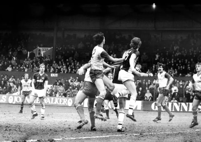 Framed Print : Stoke v. Aston Villa. March 1984 MF14-21-013 The final score was a one nil Framed Print : Stoke v. Aston Villa. March 1984 MF14-21-013 The final score was a one nil