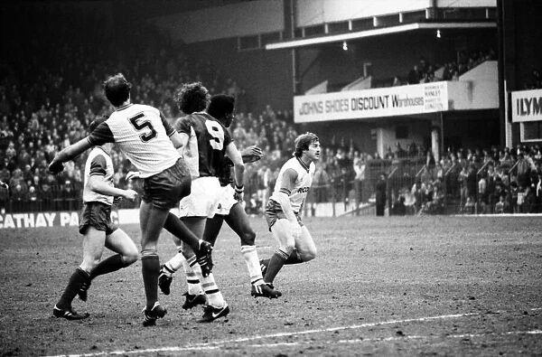 Stoke v. Aston Villa. March 1984 MF14-21-035 The final score was a one nil