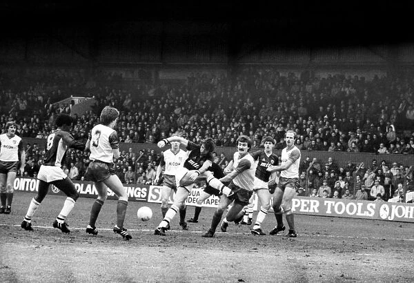 Stoke v. Aston Villa. March 1984 MF14-21-063 The final score was a one nil
