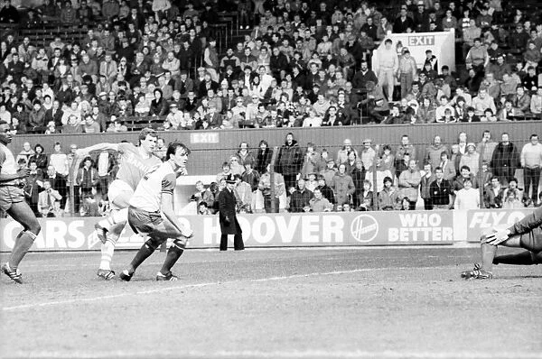 Stoke v. Everton. April 1985 MF21-51a-006 The final score was a two nil victory to
