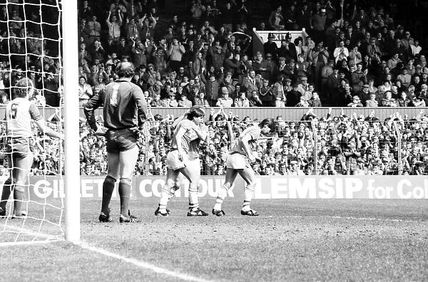 Stoke v. Everton. April 1985 MF21-51a-035 The final score was a two nil victory to