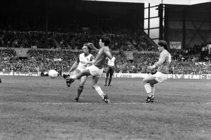 Framed Print : Stoke v. Everton. April 1985 MF21-51a-058 The final score was a two nil victory to Framed Print : Stoke v. Everton. April 1985 MF21-51a-058 The final score was a two nil victory to