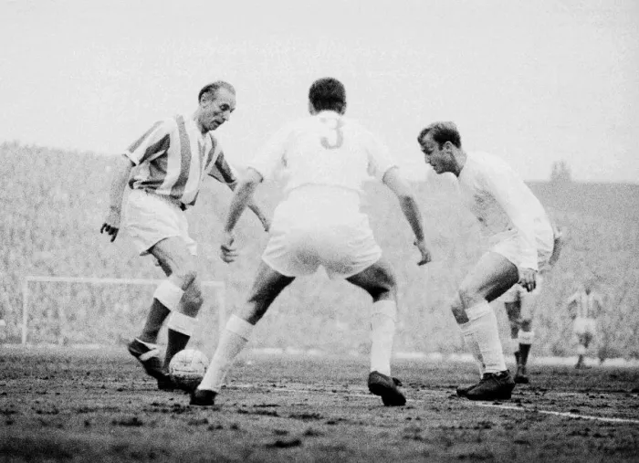Framed Print : Stoke v Real Madrid, friendly match at the Victoria ground to celebrate Stoke City