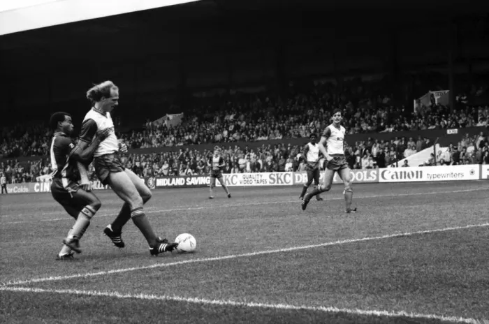 Framed Print : Stoke. v. Southampton. October 1984 MF18-03-064 The final score was a three one Framed Print : Stoke. v. Southampton. October 1984 MF18-03-064 The final score was a three one