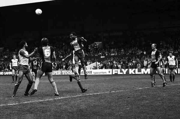 Stoke. v. Southampton. October 1984 MF18-03-080 The final score was a three one