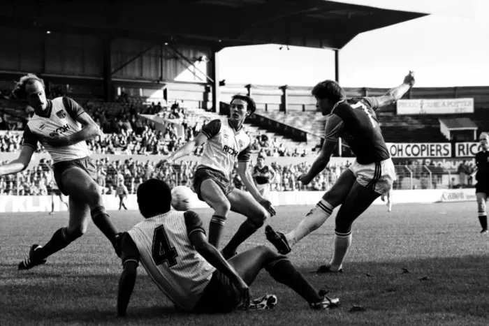 Framed Print : Stoke v. West Ham. October 1984 MF18-06-061 The final score was a four two Framed Print : Stoke v. West Ham. October 1984 MF18-06-061 The final score was a four two