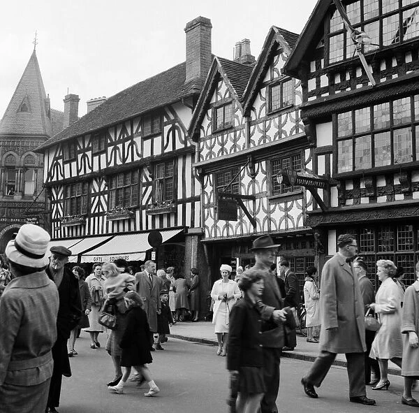 Stratford Upon Avon, High Street, Warwickshire. 27th April 1961