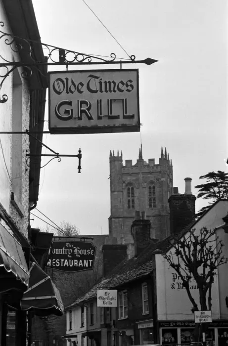 Framed Print : Street scene in Christchurch, Hampshire (now Dorset) with a view of Christchurch Priory