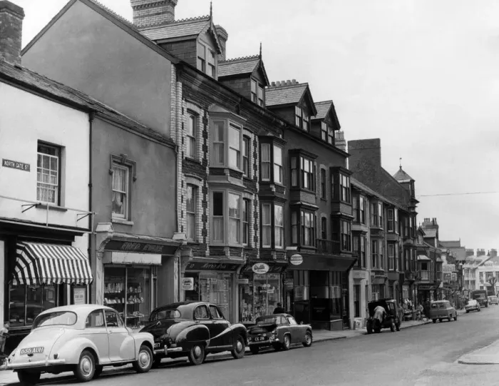 Framed Print : Street Scenes, Aberystwyth, Ceredigion, West Wales, Circa 1965. North Gate Street