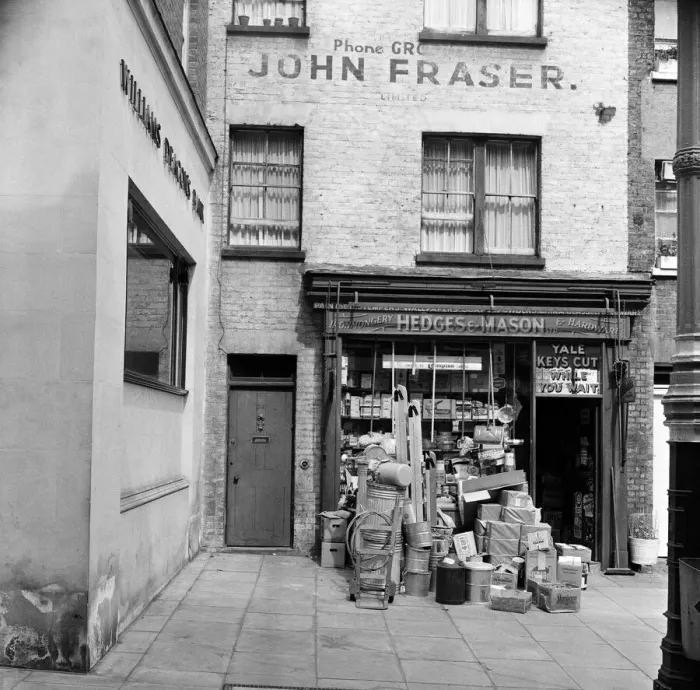 Framed Print : Street scenes in Mayfair, London. Shepherd Market. 20th June 1956
