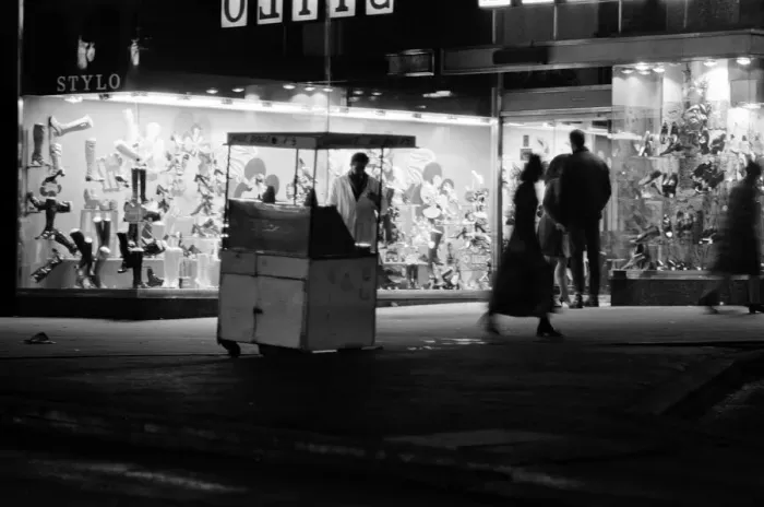 Framed Print : Street trader selling hot dogs. Birmingham, West Midlands. 20th November 1970 Framed Print : Street trader selling hot dogs. Birmingham, West Midlands. 20th November 1970