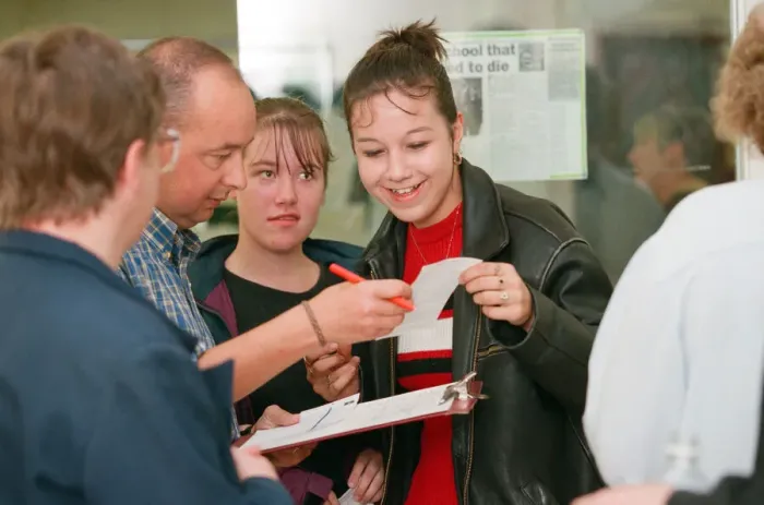 Framed Print : Students receiving their GCSE results at Blakelaw School. 21st August 1997 Framed Print : Students receiving their GCSE results at Blakelaw School. 21st August 1997