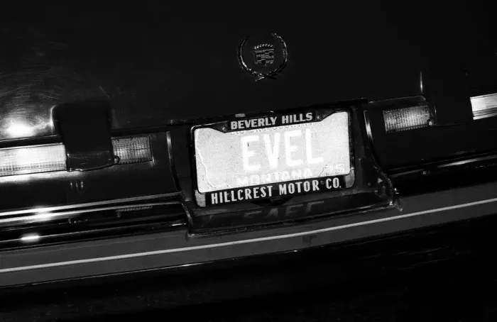 Framed Print : Stuntman Evel Knievel arrives in London ahead of his jump at Wembley Stadium