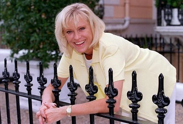 Sue Barker TV Presenter June 1999