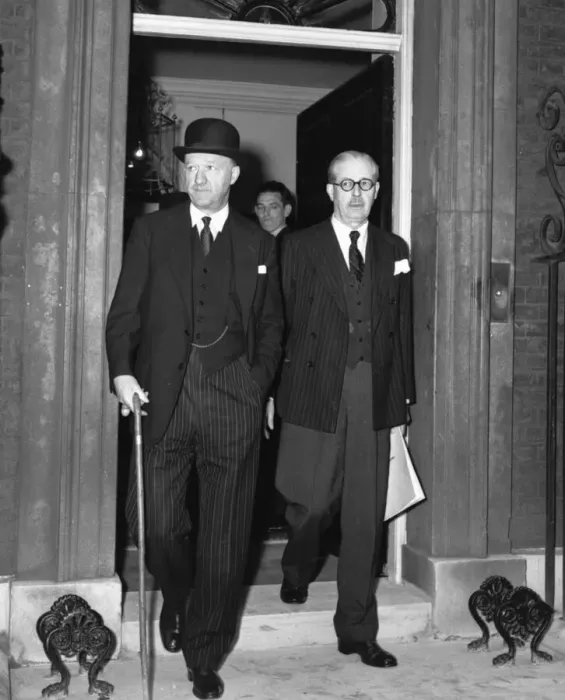 Framed Print : Suez Crisis 1956 Harold MacMillan and Rab Butler leaving 10 Downing Street after a Framed Print : Suez Crisis 1956 Harold MacMillan and Rab Butler leaving 10 Downing Street after a