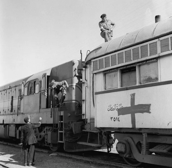 Framed Print : Suez Crisis 1956 The station master at El Cap talks to the British Royal Engineers Framed Print : Suez Crisis 1956 The station master at El Cap talks to the British Royal Engineers