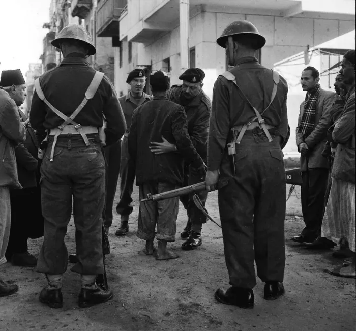 Framed Print : Suez Crisis 1956 Troops of D Company 1st Battalion Argyll Framed Print : Suez Crisis 1956 Troops of D Company 1st Battalion Argyll