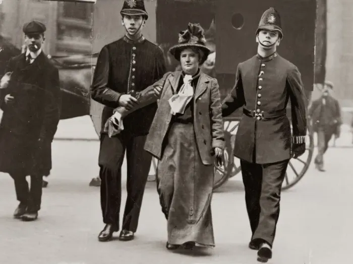 Framed Print : Suffragettes Under Arrest May 1908 Miss N G Bacon - one of six Suffragettes being