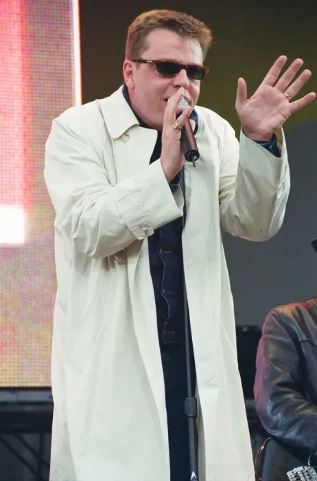 Framed Print : Suggs, lead singer of British ska group Madness, performing at Party in the Park at Hyde Framed Print : Suggs, lead singer of British ska group Madness, performing at Party in the Park at Hyde