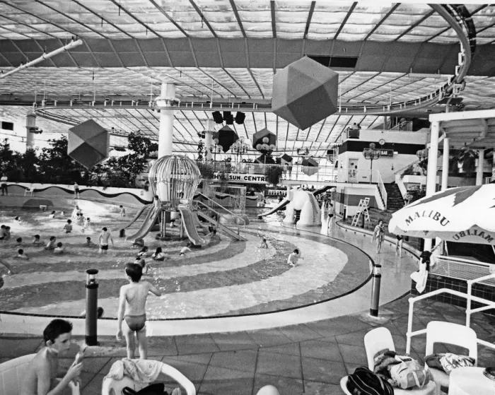 Framed Print : The Suncentre, Rhyl, Europes first indoor surfing pool, attracting thousands of families