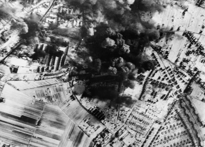 Framed Print : On Sunday 20th February 1944 the US 8th Air Force despatched 2000 heavy bombers to attack