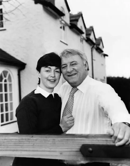 Framed Print : Sunday people. Pix Ron Baybutt. Tommy Docherty Story. Tommy Framed Print : Sunday people. Pix Ron Baybutt. Tommy Docherty Story. Tommy